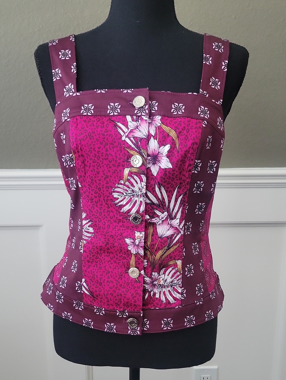 White House Black Market Magenta Floral Square-Neck Camisole